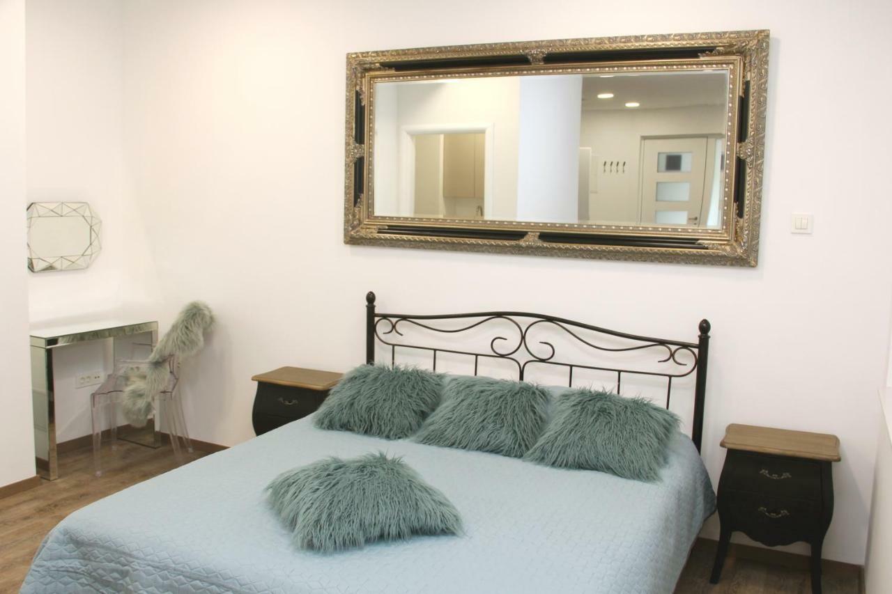 Apartament Maja *